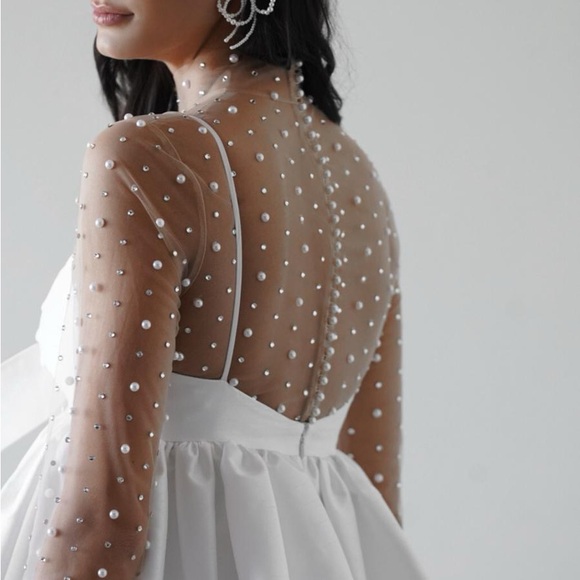 Rosehip Beaded Bodysuit
37328
BY-WATTERS
14,
Light Nude,
Regular - Picture 4 of 9